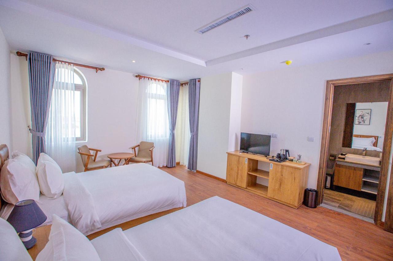Sea Breeze Hotel & Villa Σίχανουκβιλ Εξωτερικό φωτογραφία