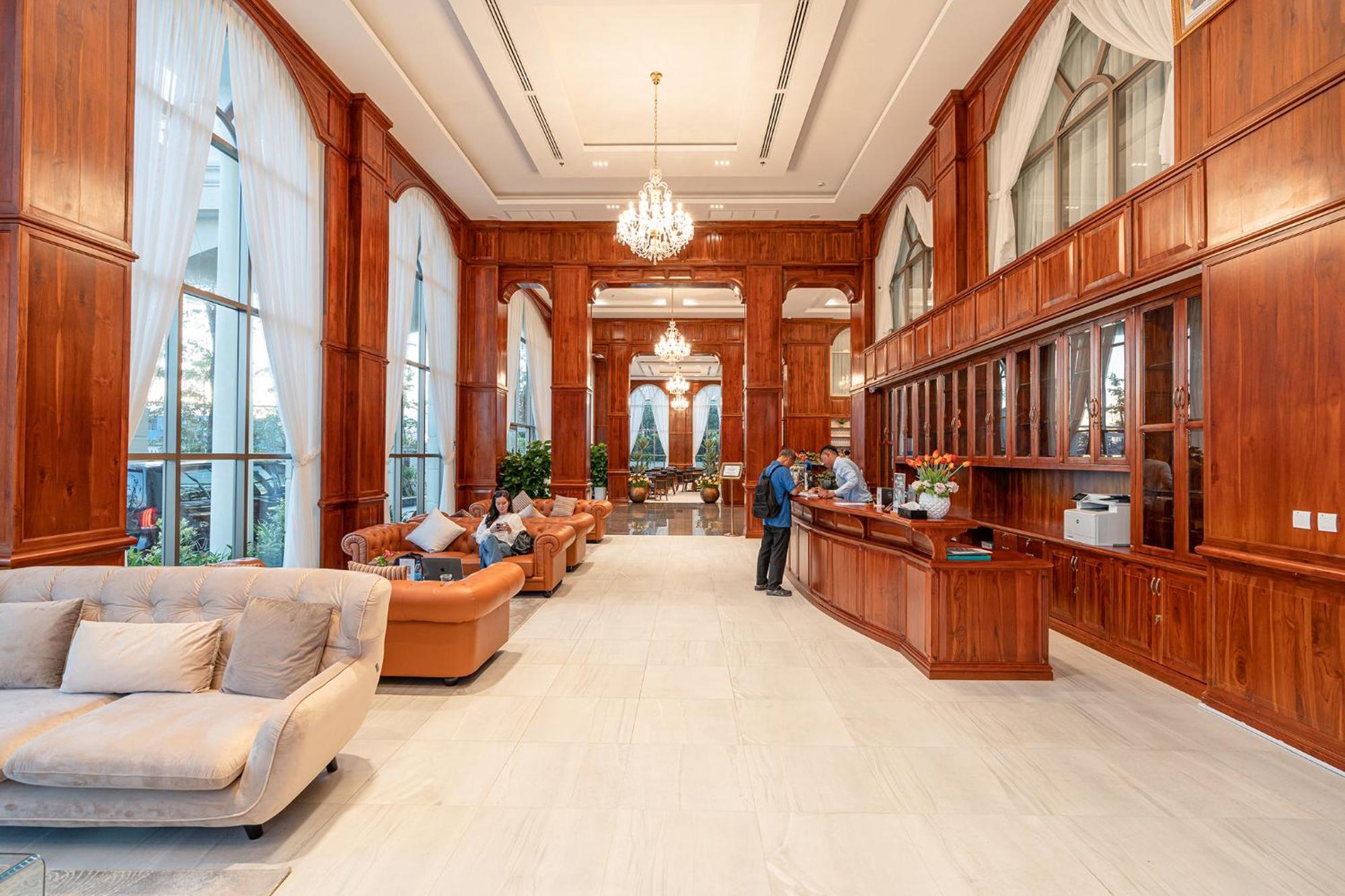 Sea Breeze Hotel & Villa Σίχανουκβιλ Εξωτερικό φωτογραφία