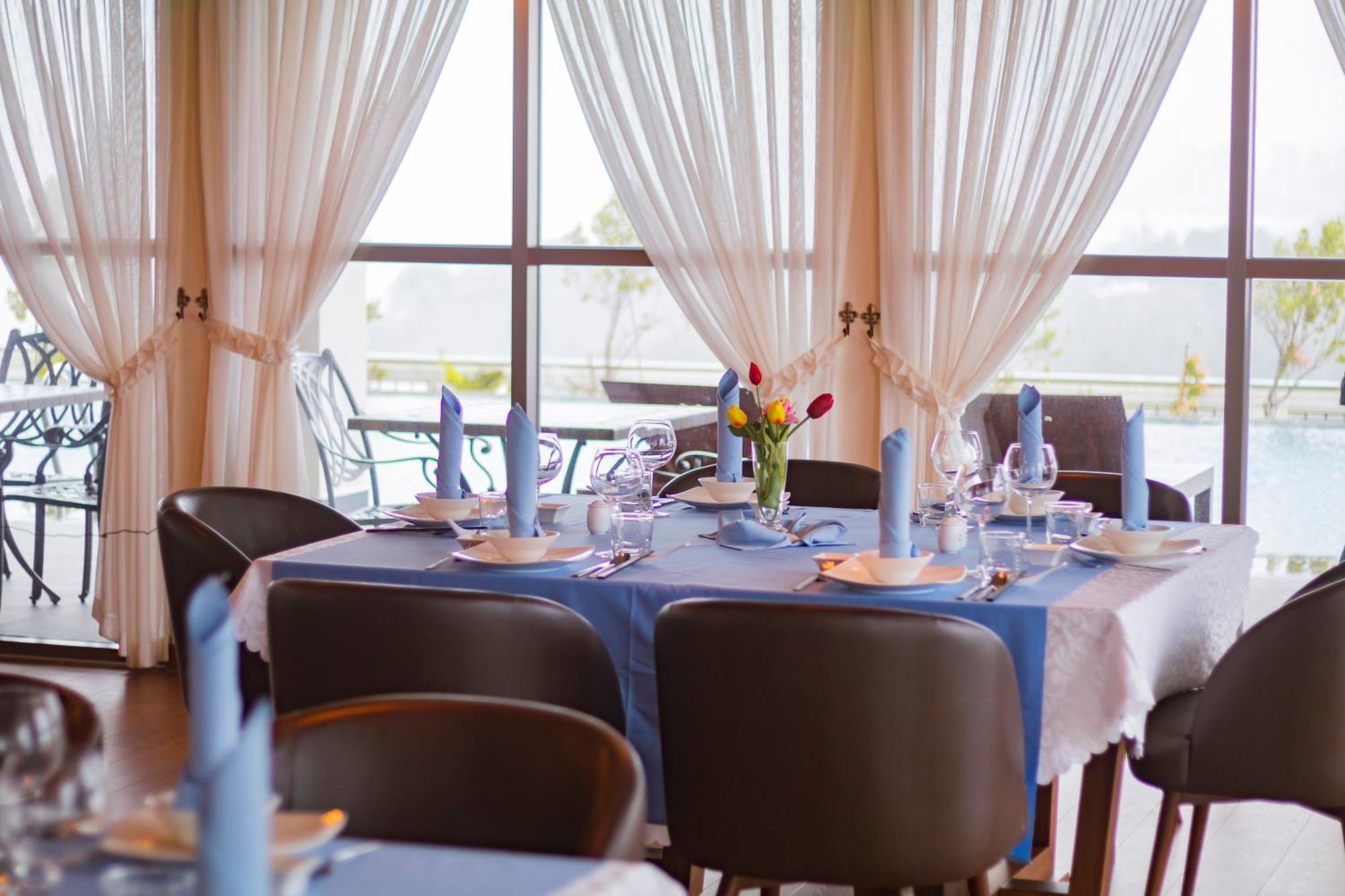 Sea Breeze Hotel & Villa Σίχανουκβιλ Εξωτερικό φωτογραφία